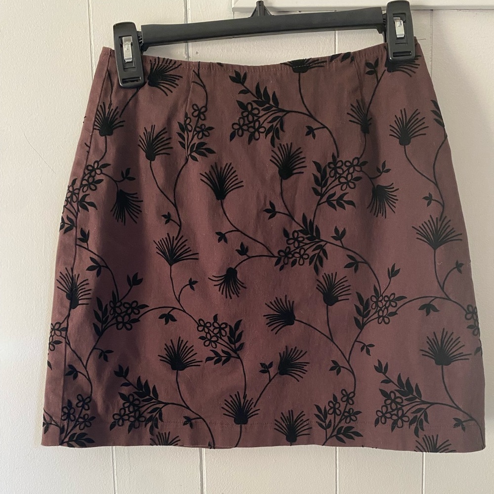Moda International Black and Pink Embellished A-Line Skirt